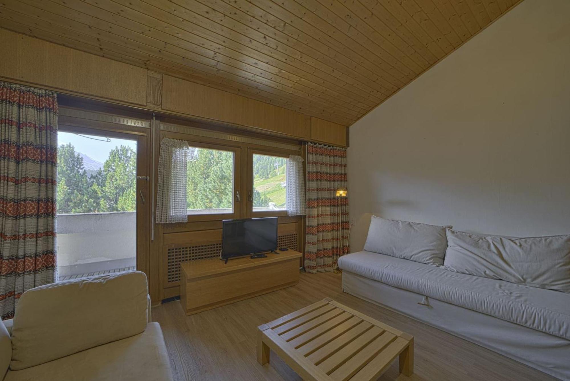 Chesa Sarvit - Celerina Appartement Celerina/Schlarigna Buitenkant foto